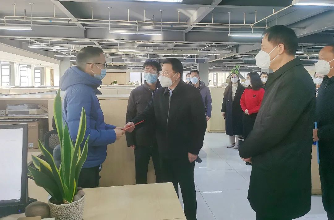 026cd99bbfd0748e56900f8019d9c5b.jpg 图片